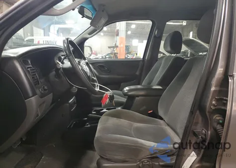 2003 Mazda Tribute Lx from USA, damaged, VIN 4F2YZ04173KM05549